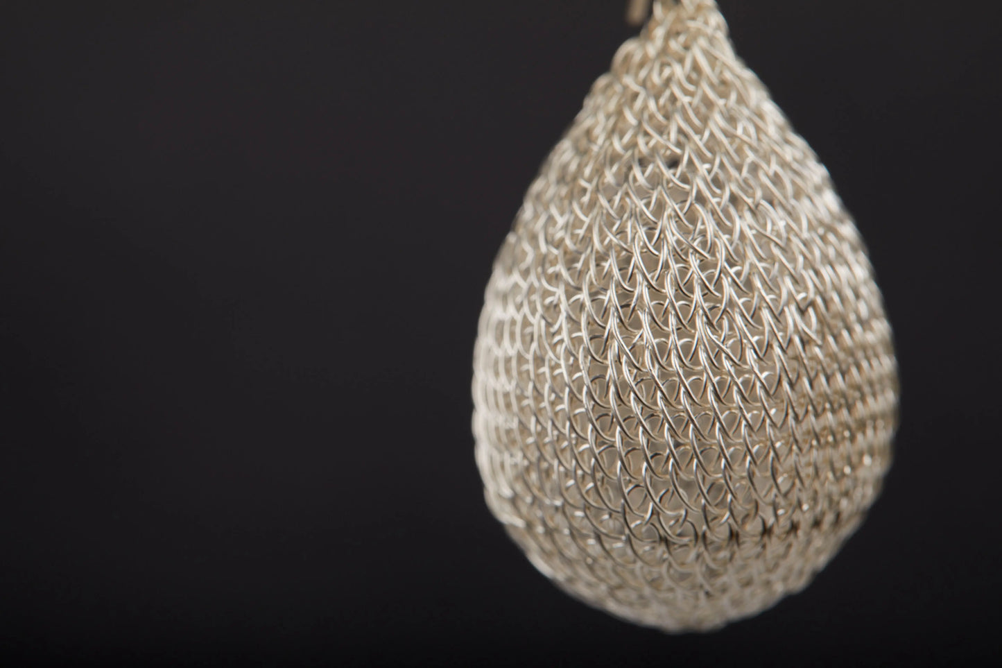 Pamdesigned wire jewellery